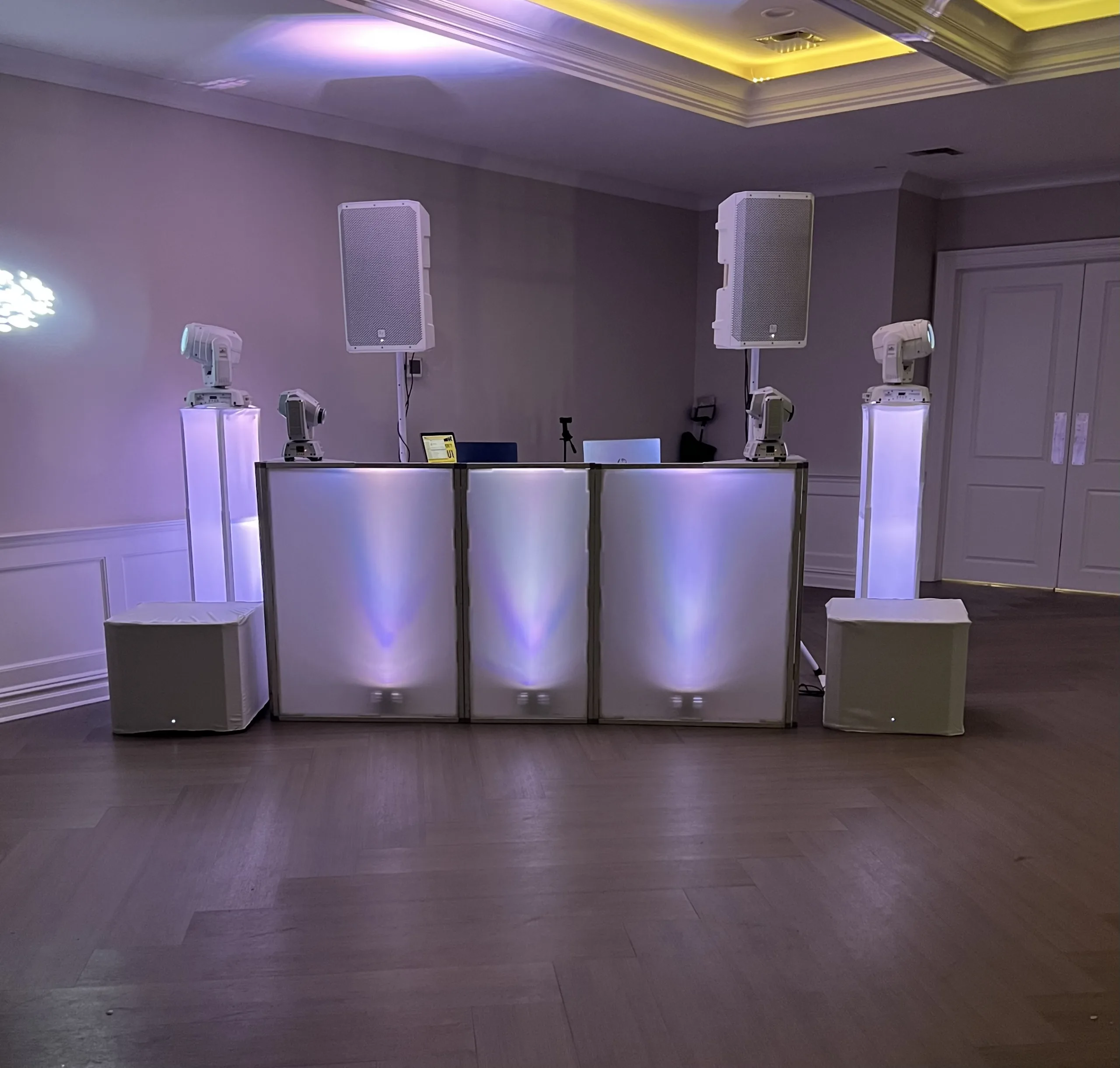 Famous Entertainment Platinum wedding DJ and lighting setup